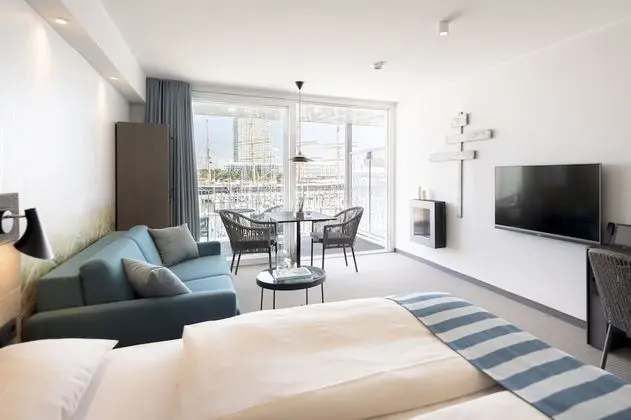 Superior Tek Büyük Yataklı Oda, Liman Manzaralı