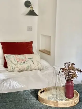 Kır Evi, Banyolu/Duşlu (Slowley Farm Cottage)