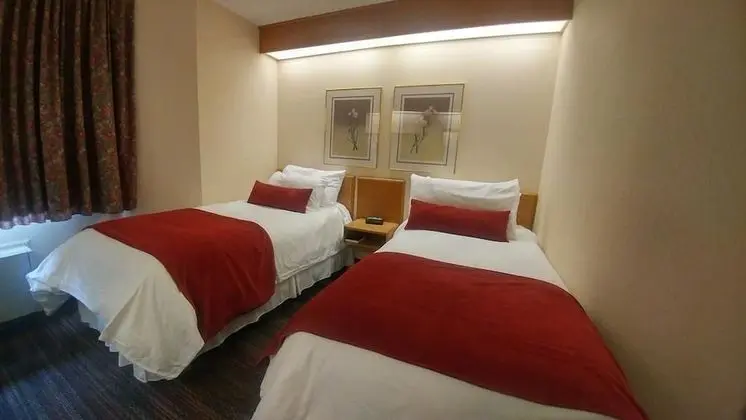 Oda, 2 Tek Kişilik Yatak