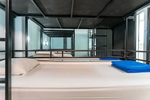 Bed In 6 Bed Mixed Dorm