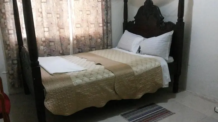 Tek Büyük Yataklı Oda