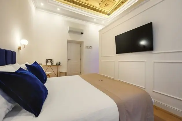 Comfort Tek Büyük Yataklı Oda