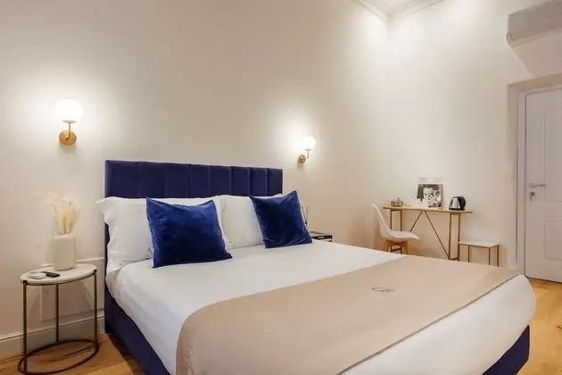 Comfort Tek Büyük Yataklı Oda