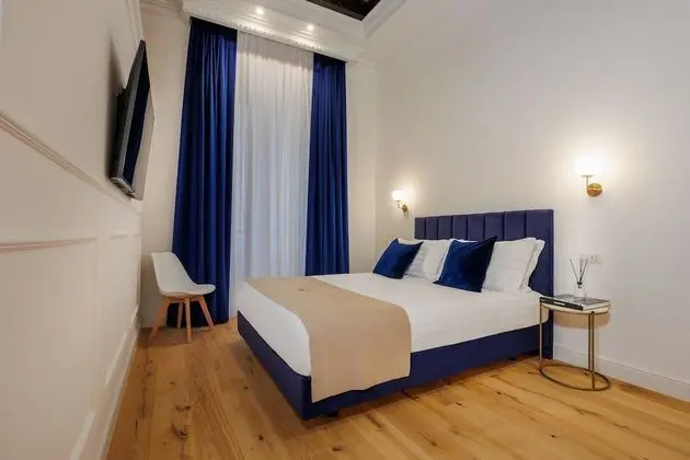 Comfort Tek Büyük Yataklı Oda