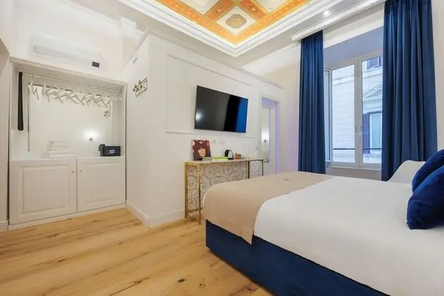 Deluxe Tek Büyük Yataklı Oda