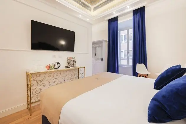 Superior Tek Büyük Yataklı Oda