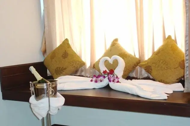 Sweet Suite Room