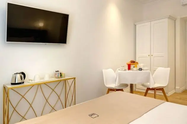 Deluxe Tek Büyük Yataklı Oda