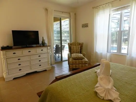 Family Villa, Bahçeli