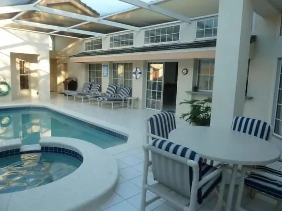 Family Villa, Sıcak Su Havuzu, Bahçeli