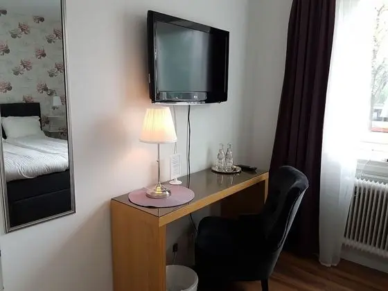 Tek Büyük Yataklı Oda