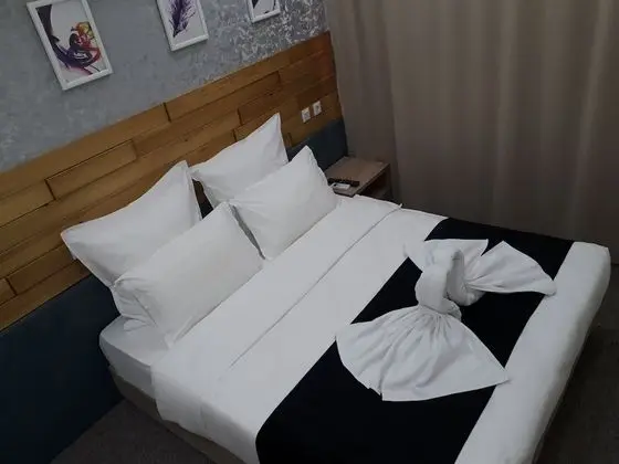 Economy Tek Büyük Yataklı Oda