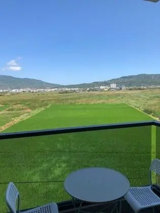 Dört Kişilik Oda, Dağ Manzaralı