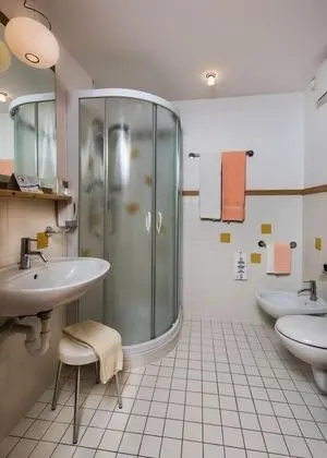 Standard Tek Büyük veya İki Ayrı Yataklı Oda, 1 Yatak Odası