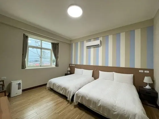 Deluxe Dört Kişilik Oda
