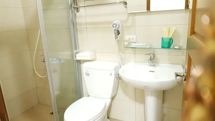 Tek Büyük Yataklı Oda (View 402)