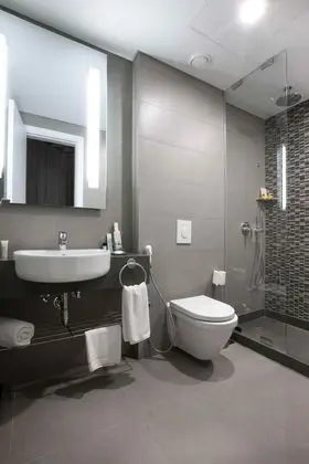 Stüdyo, 1 En Büyük (King) Boy Yatak, Sigara İçilmez, Şehir Manzaralı