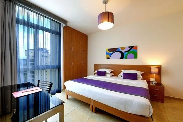 One Bedroom Suite for 3 people