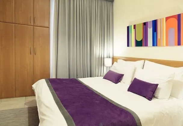 One Bedroom Suite for 3 people
