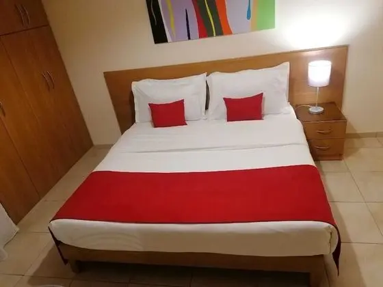 One Bedroom Suite for 3 people