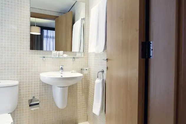 One Bedroom Suite for 3 people