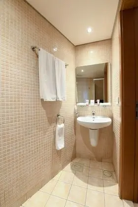 One Bedroom Suite for 3 people