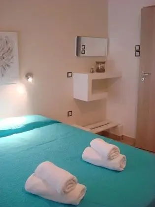 Tek Büyük Yataklı Oda, Veranda