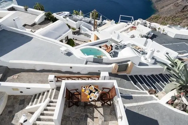 Stüdyo (Andreas Caldera view)