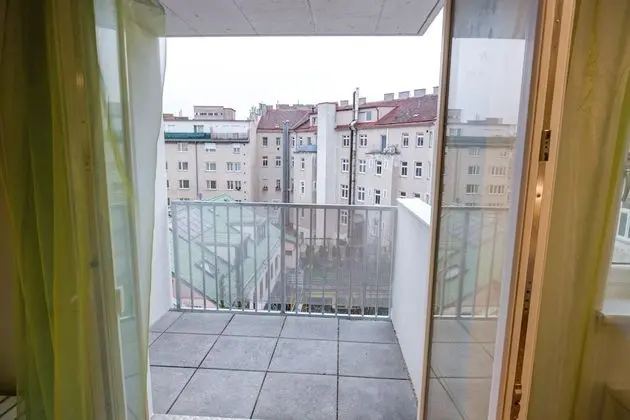 Deluxe Apart Daire, Balkon