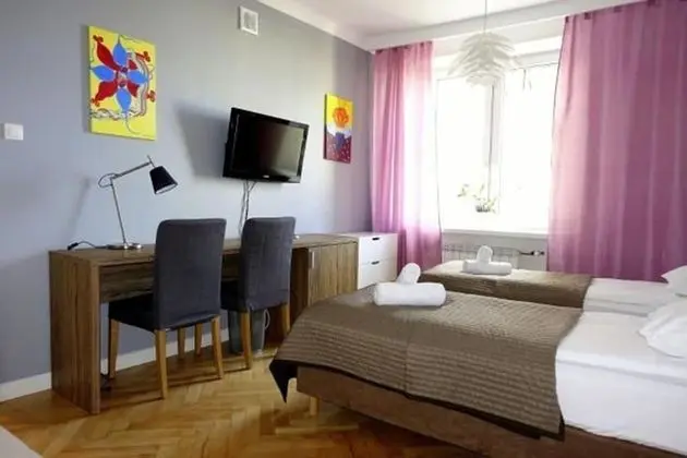 Apart Daire, 3 Yatak Odası (Al. Jana Pawla II 32)