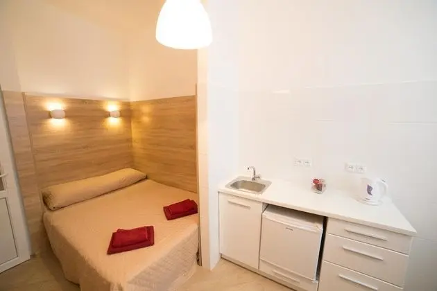 Apart Daire, 1 Çift Kişilik Yatak, Sigara İçilmez