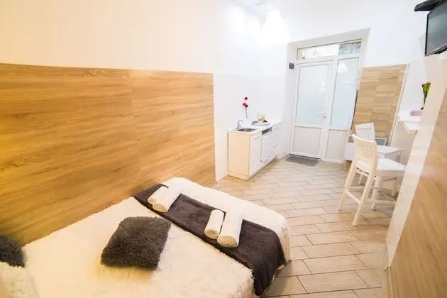Apart Daire, 1 Çift Kişilik Yatak, Sigara İçilmez