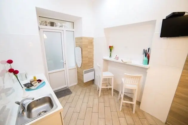 Apart Daire, 1 Çift Kişilik Yatak, Sigara İçilmez