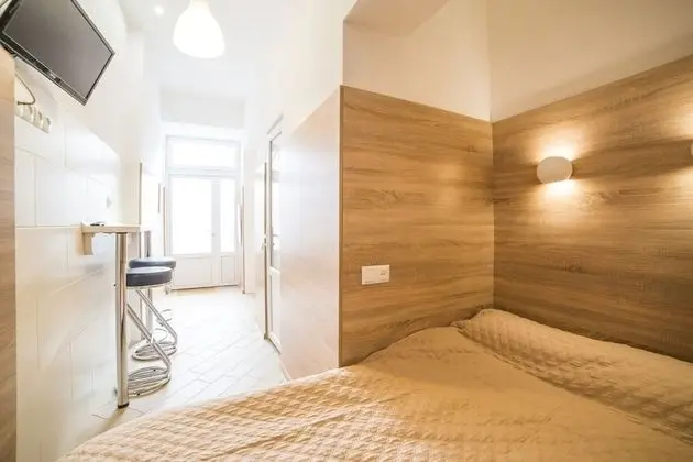 Apart Daire, 1 Çift Kişilik Yatak, Sigara İçilmez