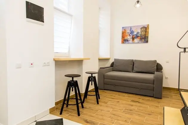 Design Stüdyo, 1 Büyük (Queen) Boy Yatak ve Çekyat, Avlu Manzaralı (12)
