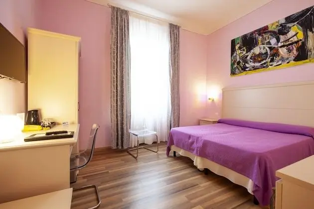 Comfort Tek Büyük veya İki Ayrı Yataklı Oda