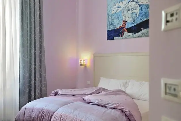 Comfort Tek Büyük veya İki Ayrı Yataklı Oda