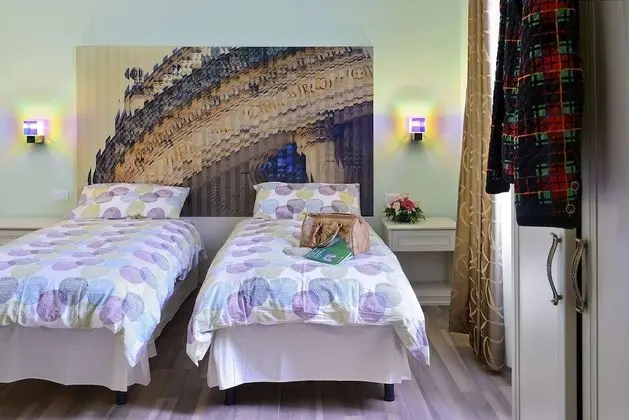 Superior Tek Büyük veya İki Ayrı Yataklı Oda