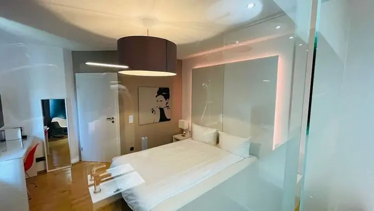 Deluxe Tek Büyük Yataklı Oda, 1 Büyük (Queen) Boy Yatak, Sigara İçilmez, Bahçe Manzaralı