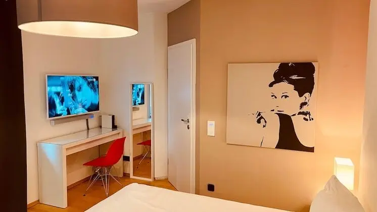 Deluxe Tek Büyük Yataklı Oda, 1 Büyük (Queen) Boy Yatak, Sigara İçilmez, Bahçe Manzaralı