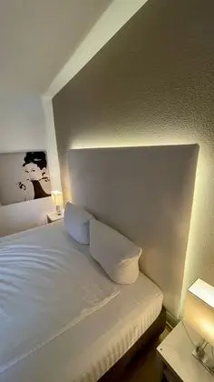 Deluxe Tek Büyük Yataklı Oda, 1 Büyük (Queen) Boy Yatak, Sigara İçilmez, Küvet