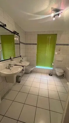 Deluxe Tek Büyük Yataklı Oda, 1 Büyük (Queen) Boy Yatak, Sigara İçilmez, Küvet