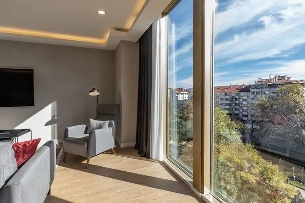 Junior Suite Porsuk River View Room