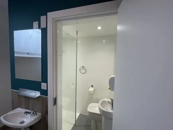 Private 6 Bed Dorm (Ensuite)