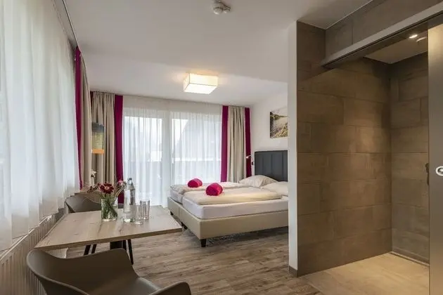 NewSchool Double Room - Plus