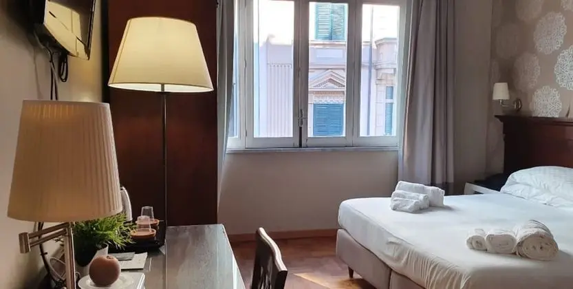 Deluxe Tek Büyük Yataklı Oda