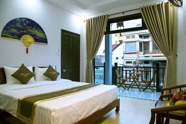 Deluxe Tek Büyük Yataklı Oda