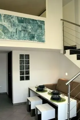 Dubleks, Küçük Mutfak