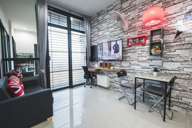 Deluxe Stüdyo, 1 En Büyük (King) Boy Yatak