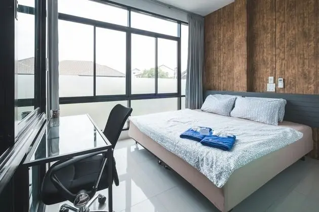 Deluxe Stüdyo, 1 En Büyük (King) Boy Yatak